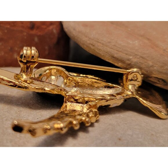 Vintage Gold-Tone Enamel Hummingbird Brooch Pin With Rhinestone Eye 2.25 Inches - Picture 4 of 7